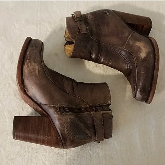Bedstu Isla Distressed Leather Zip Buckle Bootie 7 - Picture 3 of 7